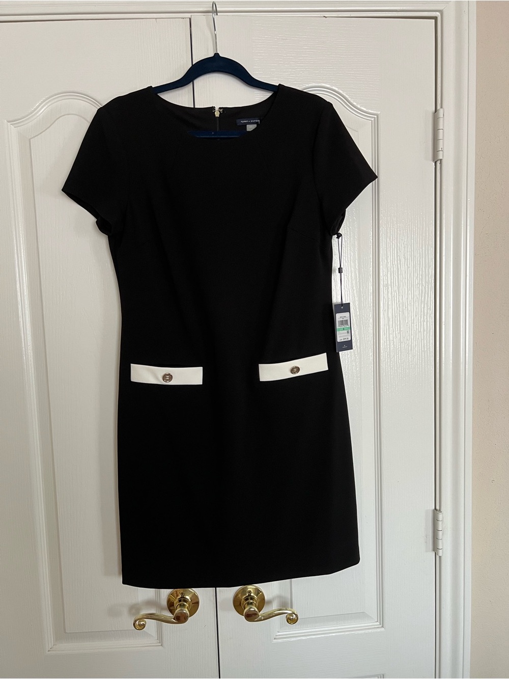 NWT Tommy Hilfiger black shift dress